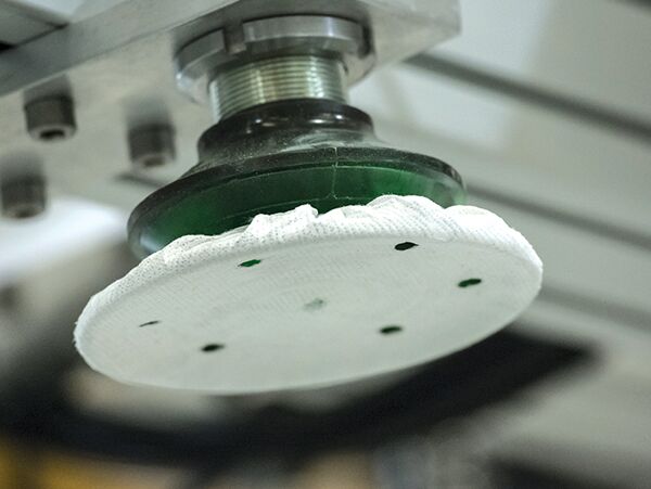 suction cup automatic cells with robots cms
