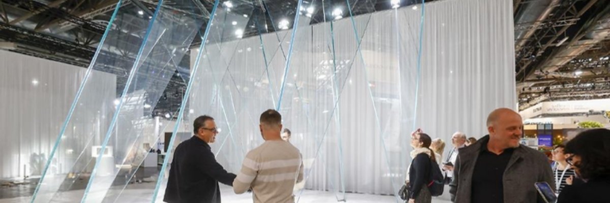 Glasstec show floor Visitors on the show floor at Glasstec in Düsseldorf